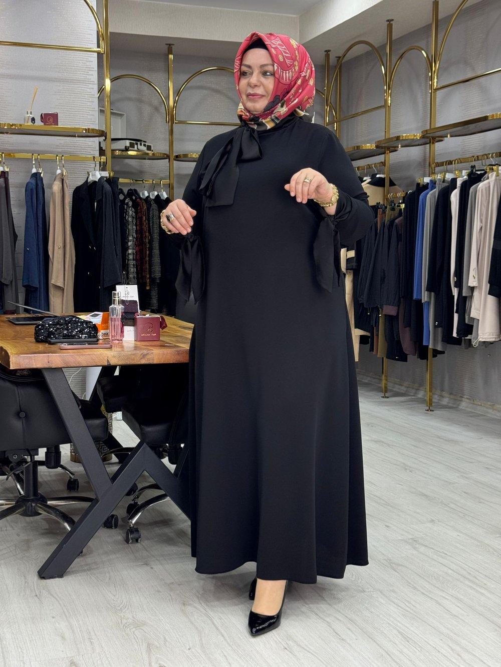 Nehir Elbise
